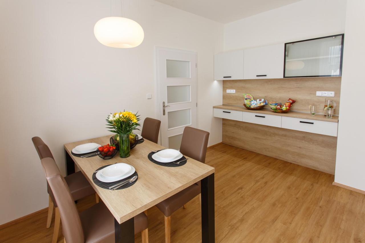Apartments Villa Whitehouse Ostrava Eksteriør billede