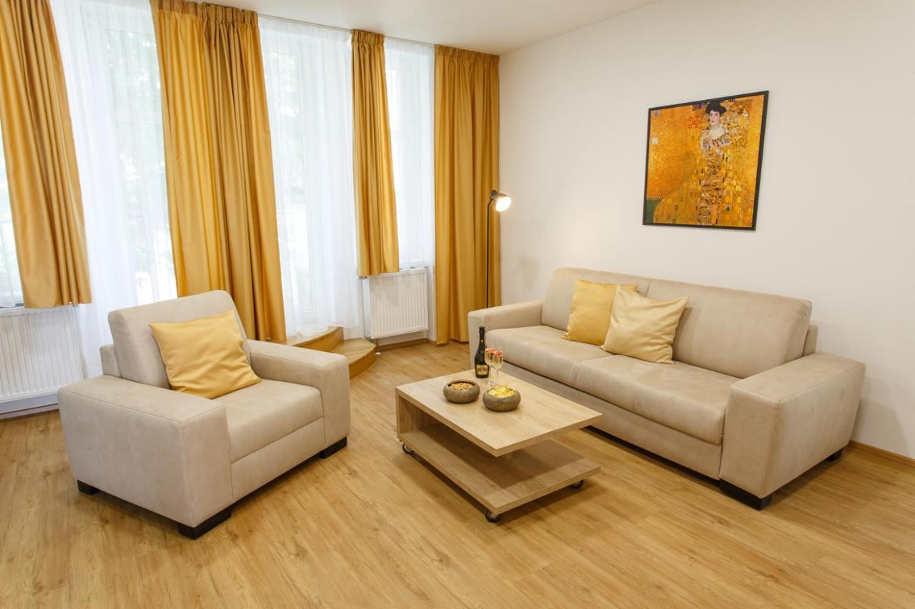 Apartments Villa Whitehouse Ostrava Eksteriør billede